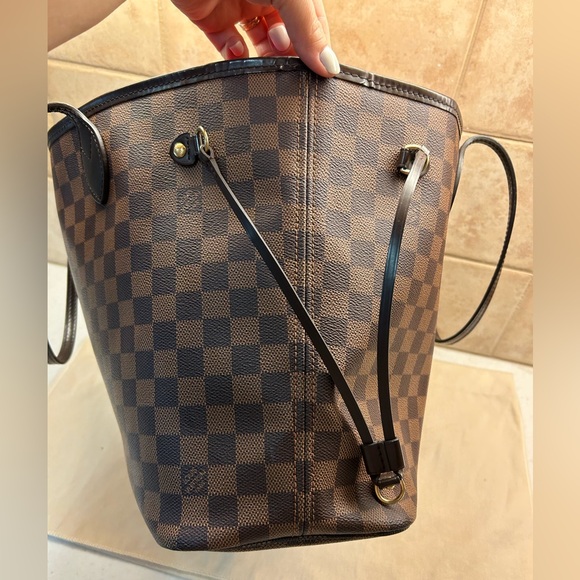 Authentic Louis Vuitton Neverfull MM Damier - Picture 8 of 16